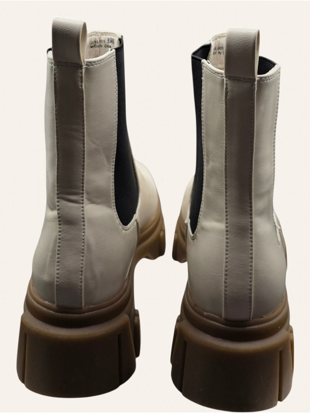 Chunky Cream Chelsea Boots Lug Sole Platform Ankle Boot 9.5 NWT - Picture 5 of 9
